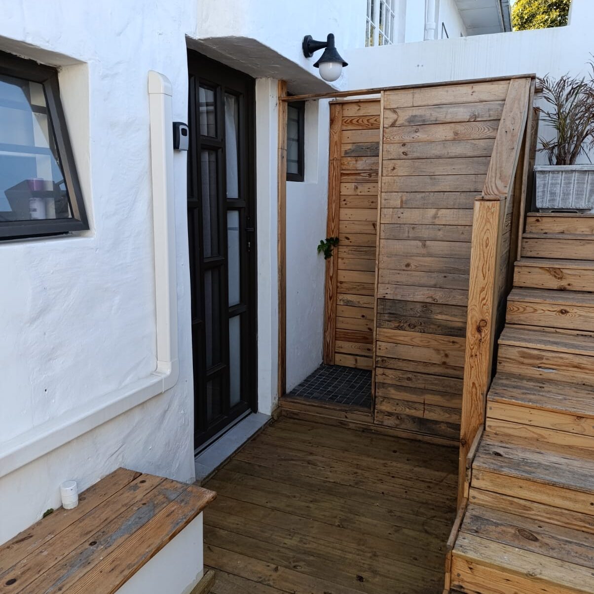 Reef view Room 3 - Entrance